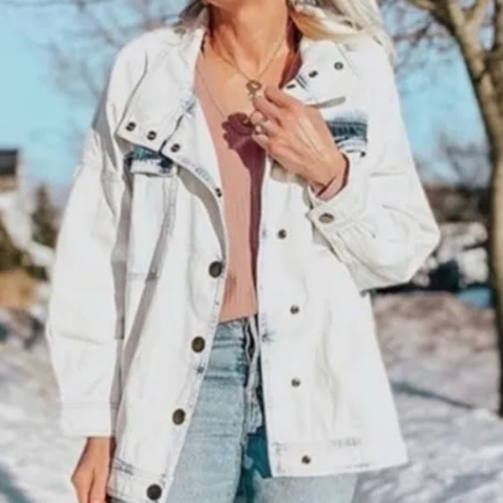CAbi Drew Jacket; Size Large Style 5853
